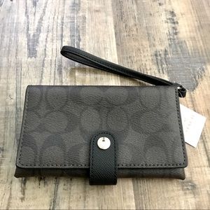 NWT Coach Wristlet